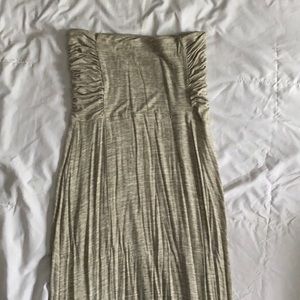 🔥 2/$20 Sage green Jaclyn Smith size S maxi dress
